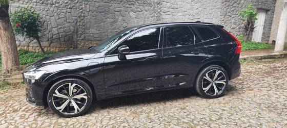 VOLVO XC60 2.0 T8 RECHARGE ULTIMATE DARK AWD GEARTRONIC